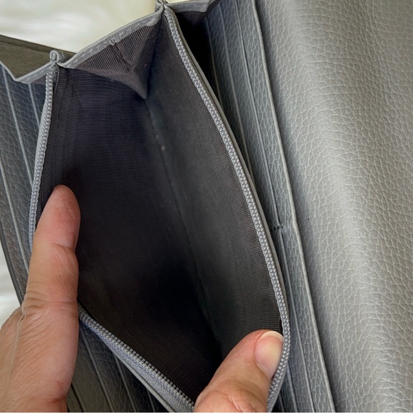 Auth Gucci Wallet - Picture 12 of 17